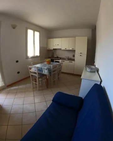 Il Vecchio Casale 阿祖罗港